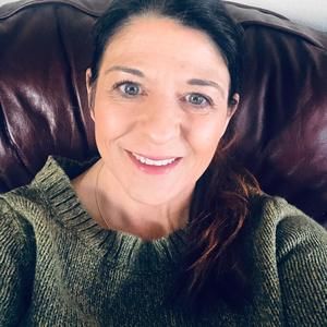 Meet your Posher, Sheila